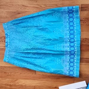 Vintage blue pencil skirt with pockets